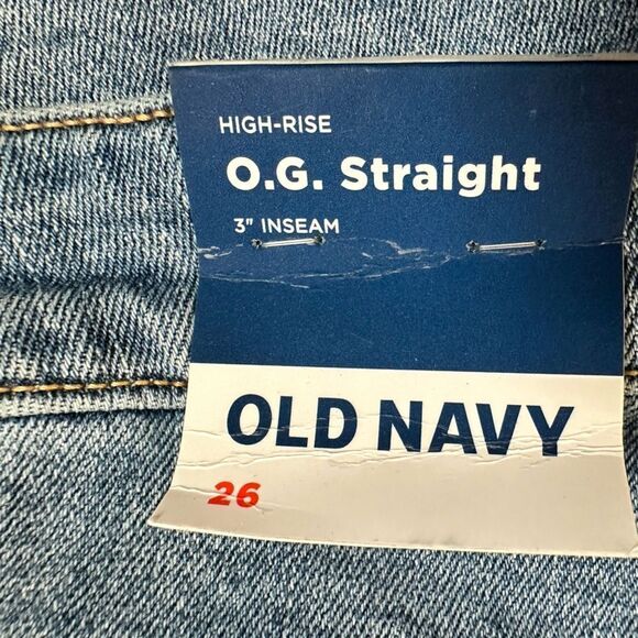 NWT Old Navy Plus Size OG Straight High Rise Raw Hem Denim Shorts - Size 26W - Picture 4 of 9